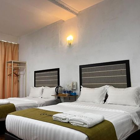 S8 Boutique Hotel Near Klia 1 & Klia 2 เซปัง ภายนอก รูปภาพ