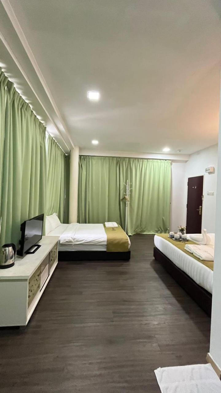 S8 Boutique Hotel Near Klia 1 & Klia 2 เซปัง ภายนอก รูปภาพ